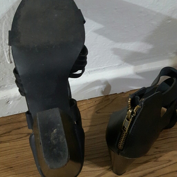 Block Heels - Picture 3 of 3